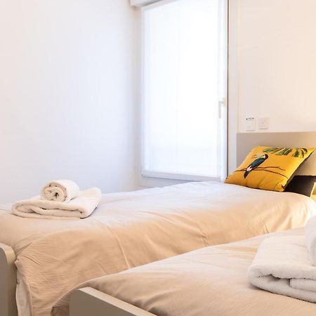 Renovated 2-Br Apartment With Terrace And Pool 칸느 외부 사진