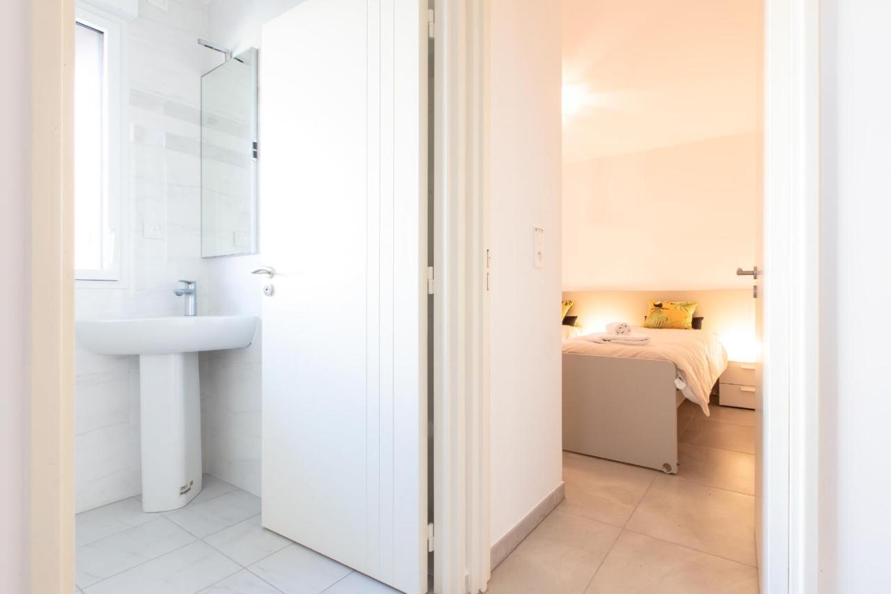 Renovated 2-Br Apartment With Terrace And Pool 칸느 외부 사진